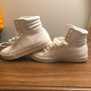 Zara Men’s White Hightop Shoes